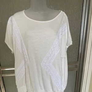 I. N. Studio Top Womens white with lace, plus size 1X